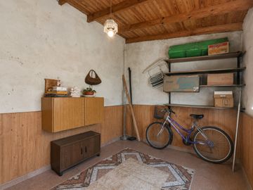 CHALET 4 AMB C/JARDÍN, PARRILLA, GARAJE Y LAVADERO