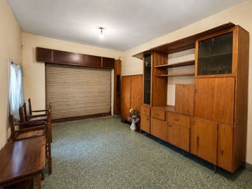 CHALET 4 AMB C/JARDÍN, PARRILLA, GARAJE Y LAVADERO
