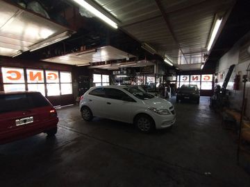 VENTA LOCAL COMERCIAL EN PH  / UBIC. AVELLANEDA