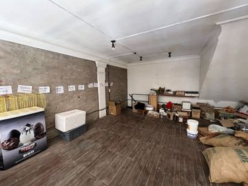 VENTA  EXCELENTE LOCAL COMERCIAL PLAZA SERRANO
