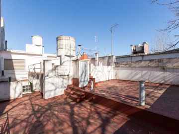 Venta Casa lote propio multifamiliar Pompeya