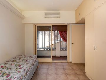 Venta Casa lote propio multifamiliar Pompeya