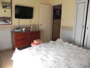 Amplia Propiedad en Venta con Local