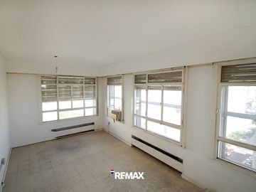 VENTA OFICINAS EN BLOQUE 130 M2  COLON Y DRAGO