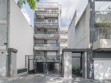 VENTA DEPARTAMENTO 2 AMB VILLA URQUIZA CON PILETA