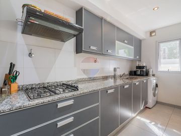 VENTA DEPARTAMENTO 2 AMB VILLA URQUIZA CON PILETA