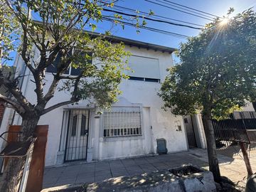 Venta PH 3 amb - Morón - terraza - sin expensas