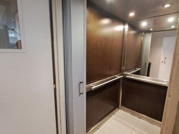 VENTA DPTO 2 AMB, COCHERA, BALCÓN, VICTORIA