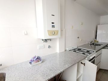 VENTA DPTO 2 AMB, COCHERA, BALCÓN, VICTORIA