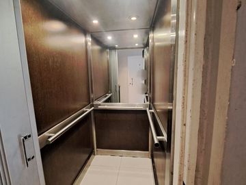 VENTA DPTO 2 AMB, COCHERA, BALCÓN, VICTORIA