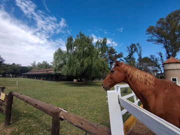 VENTA CASA 6 AMBIENTES  CLUB DE CAMPO EL MORO