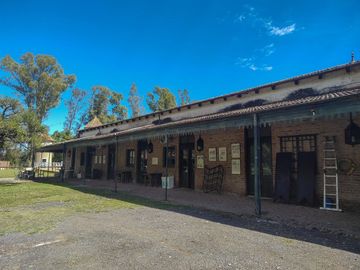 VENTA CASA 6 AMBIENTES  CLUB DE CAMPO EL MORO