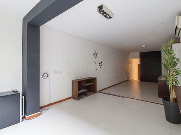 Venta Depto 2 amb Reciclado Jardin Patio Recoleta