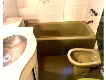 Recoleta Venta piso a reciclar 4 ambientes 252 M2