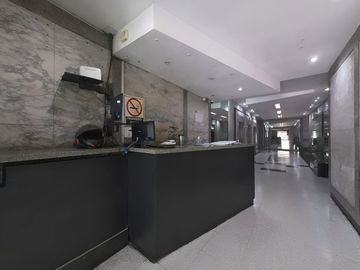Oficina Premium 225 m2 frente a UADE - Seguridad