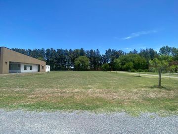 VENTA LOTE BARRIO HARAS DEL SOL PILAR