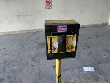 VENTA COCHERA EN GALERÍA MERCURIO ZONA CENTRO