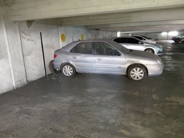 VENTA COCHERA EN GALERÍA MERCURIO ZONA CENTRO