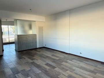 VENTA SEMI PISO 2 DORMITORIOS COCHERA REFINERIA
