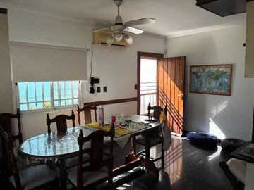 VENTA CASA 4 AMBIENTES VICENTE LOPEZ APTO CREDITO