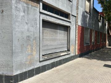 VENTA CASA C/ LOCAL PARQUE PATRICIOS APTO CREDITO