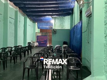 VENTA Galpón  sobre Av. Alvear -  a Reciclar
