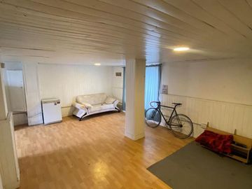 Casa en esquina -Centro de Esquel -Apta crédito