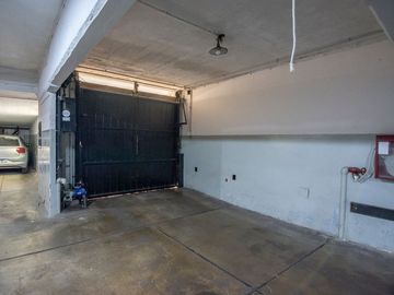VENTA PISO 4 AMB CON BALCON COCHERA EN BELGRANO