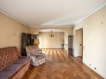 VENTA PISO 4 AMB CON BALCON COCHERA EN BELGRANO