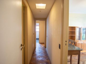 VENTA PISO 4 AMB CON BALCON COCHERA EN BELGRANO