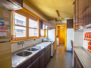VENTA PISO 4 AMB CON BALCON COCHERA EN BELGRANO