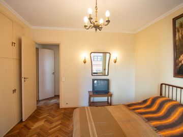 VENTA PISO 4 AMB CON BALCON COCHERA EN BELGRANO