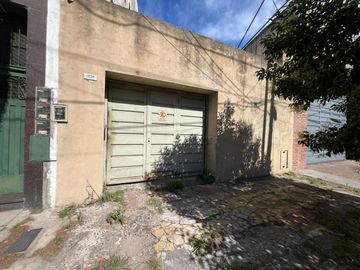 CASA 5 AMB, FONDO, COCHERA, PIÑEYRO