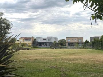 VENTA LOTE AL AGUA EL CANTON NORTE ESCOBAR