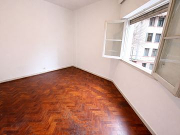 2 AMBIENTES 37 M2 FRENTE VENTA CENTRO FLORES CABA