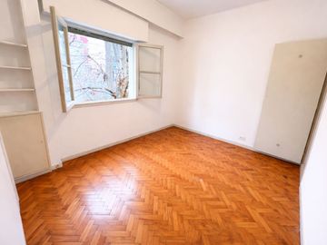 2 AMBIENTES 37 M2 FRENTE VENTA CENTRO FLORES CABA