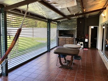 CASA VENTA VILLA LUZURIAGA 5 AMB PILETA Y PATIO