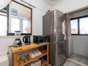 VENTA 2 AMBIENTES VISTA AL RIO NUÑEZ CON COCHERA