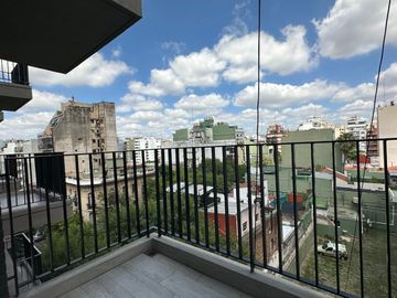 VENTA MONOAMBIENTE DIVISIBLE Almagro LUZ AL FRENTE