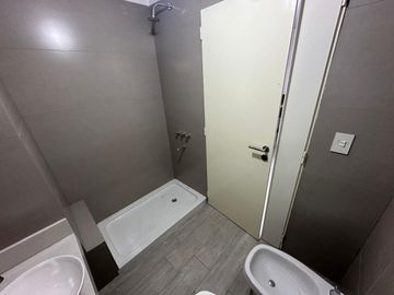 VENTA MONOAMBIENTE DIVISIBLE Almagro LUZ AL FRENTE