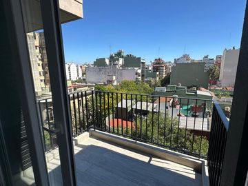 VENTA MONOAMBIENTE DIVISIBLE Almagro LUZ AL FRENTE