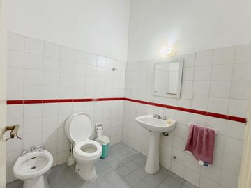 VENTA OFICINA 77m2 MICROCENTRO