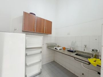 VENTA OFICINA 77m2 MICROCENTRO