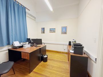 VENTA OFICINA 77m2 MICROCENTRO