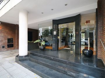 Venta  3 Ambientes Caballito con cochera y baulera