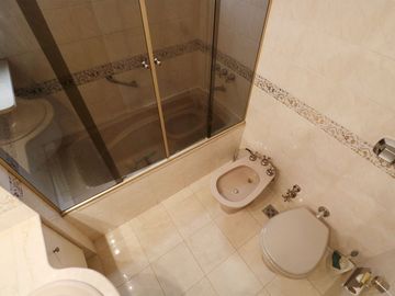 Venta  3 Ambientes Caballito con cochera y baulera