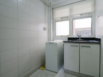 Venta  3 Ambientes Caballito con cochera y baulera