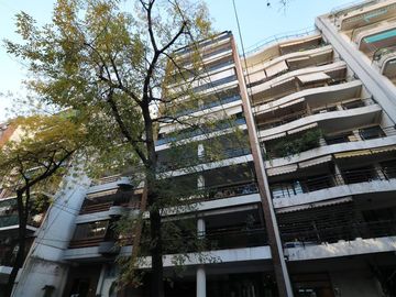 Venta  3 Ambientes Caballito con cochera y baulera