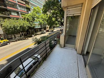 VENTA APMLIO 2 AMB EN RETIRO UBICACION ESTRATEGICA