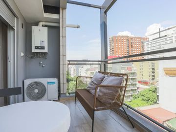 DEPTO 3 AMB C/ BALCÓN Y COCHERA - VENTA / PALERMO